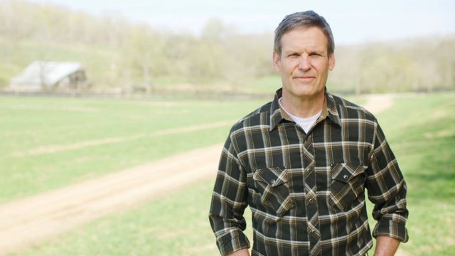 Voting rights advocates sue over Tennessee crackdown on voter registration