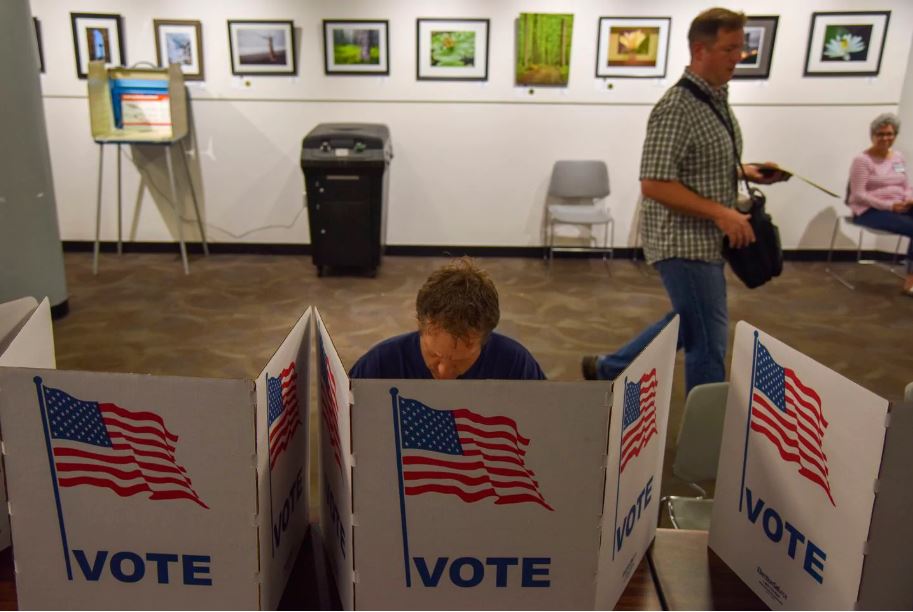 Civil rights group challenges rejection of George Mason student voter registrations